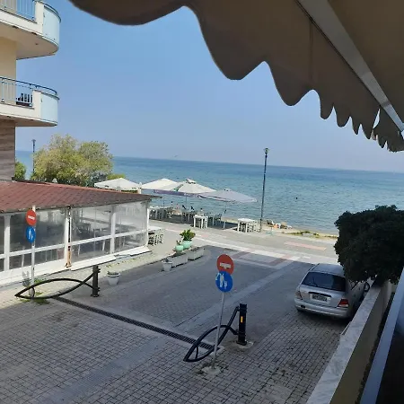 Annas Seaside Апартаменты *