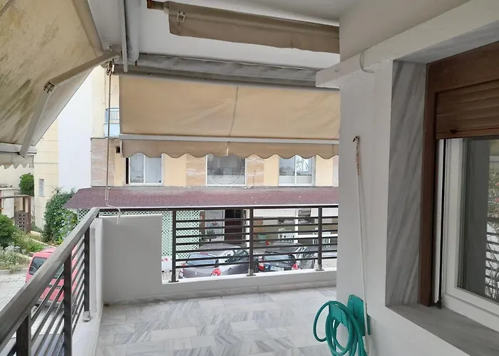 Annas Seaside شقة Peraía